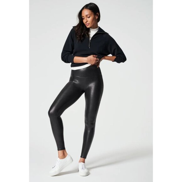 Spanx‎ Black Liquid Faux-Leather Leggings Size M Style 2437 Spanxshape Stretch - Picture 1 of 12